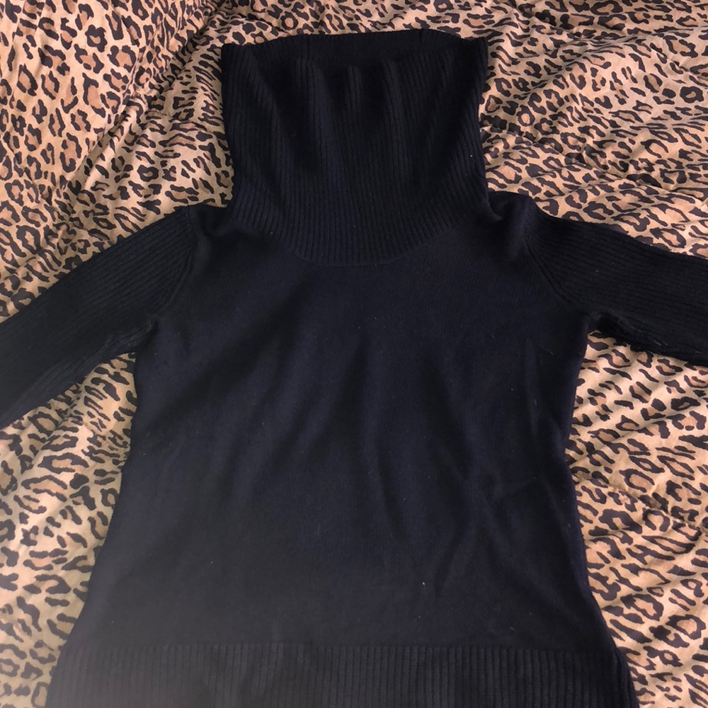 Women’s Long Sleeve Navy Blue Turtle Neck, U.S L